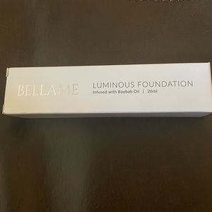Bellame #1 Luminous Foundation